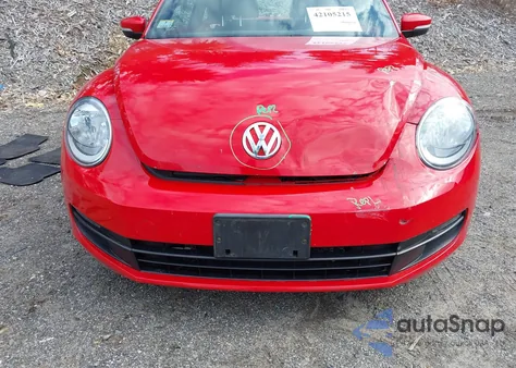 2012 Volkswagen Beetle 2.5L from USA, damaged, VIN 3VWJP7AT2CM605847